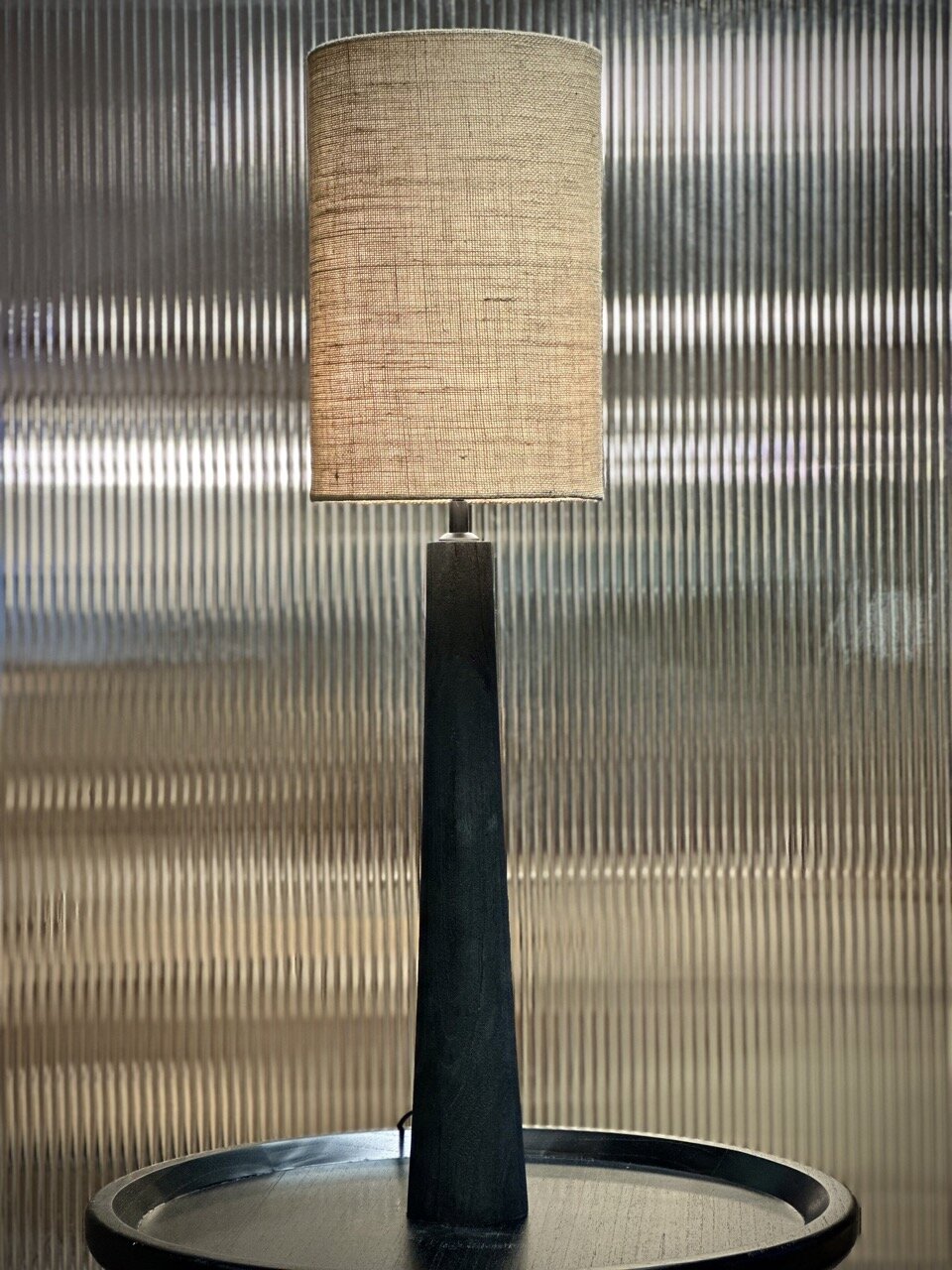 ADA table lamp, black with natural jute shade