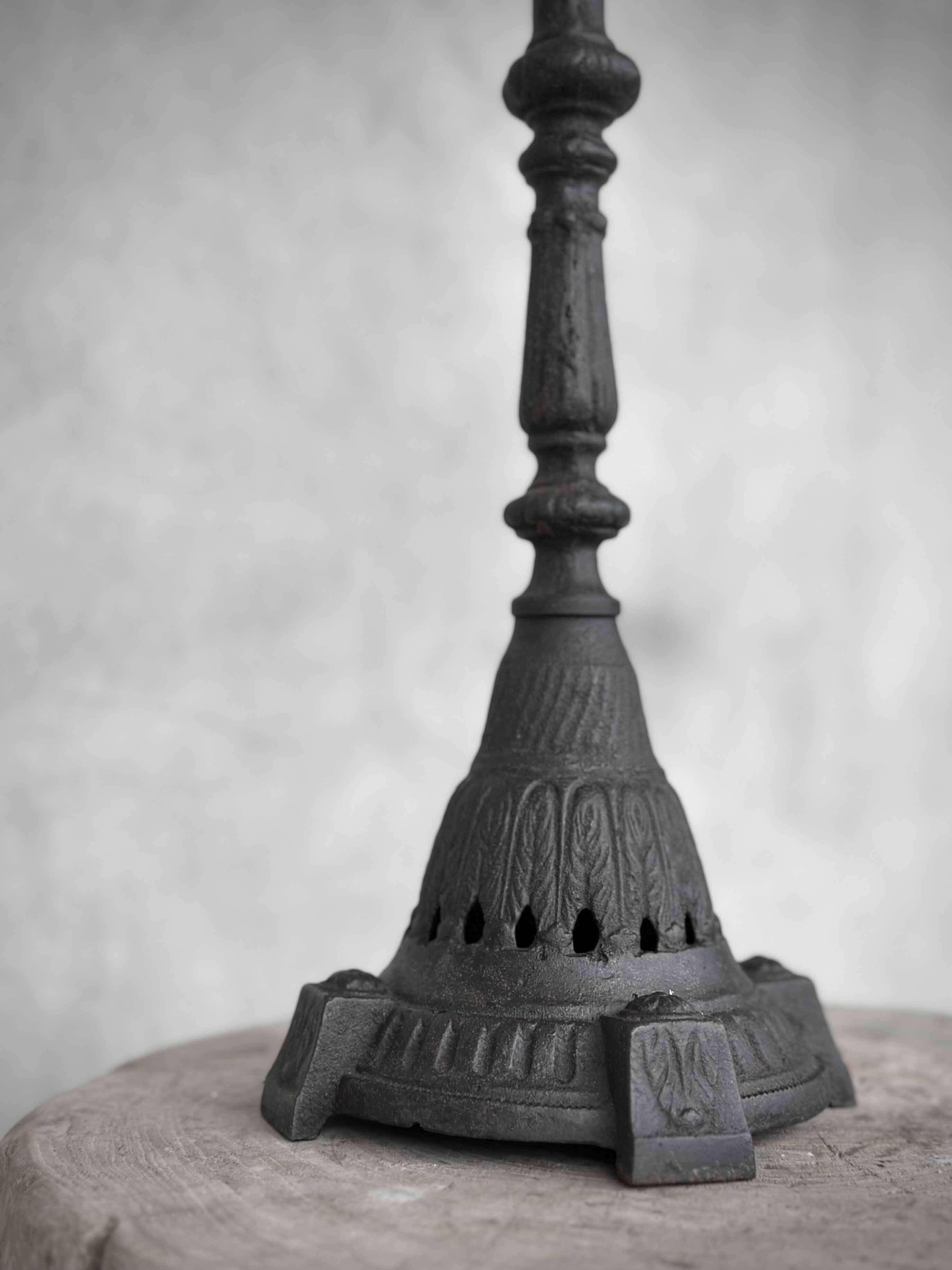 KALINI cast iron candle holder, antique
