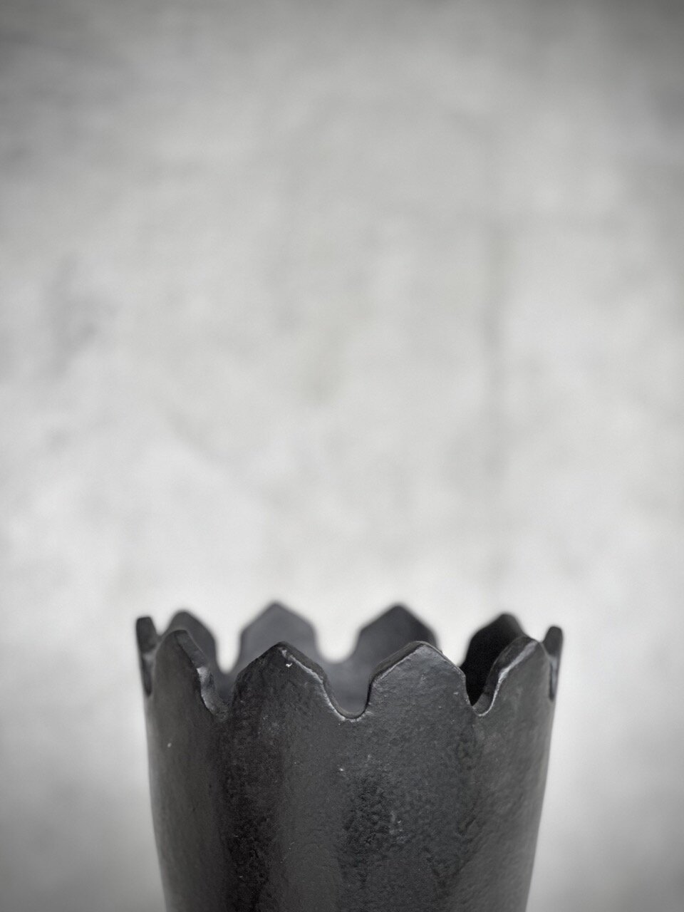 PIALA - S - vase small, black antique 