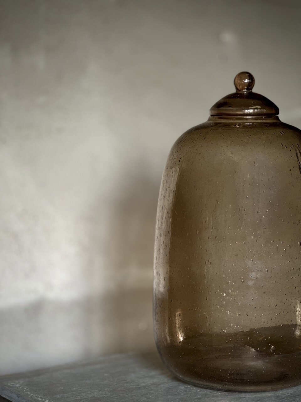 ALMA glass jar with lid, smoke bubble glass