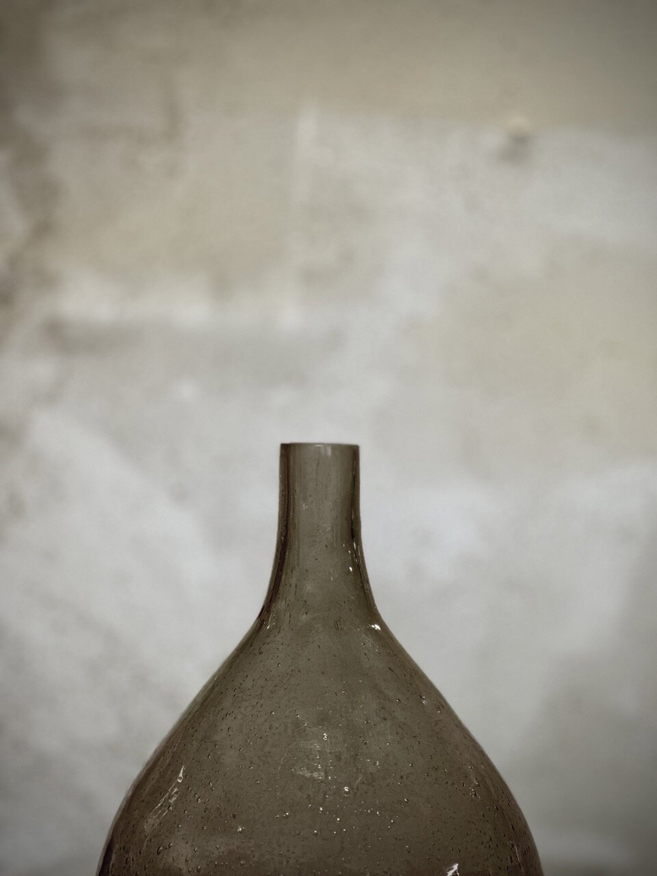 BONNE glass bottle vase, smoke bubble glass