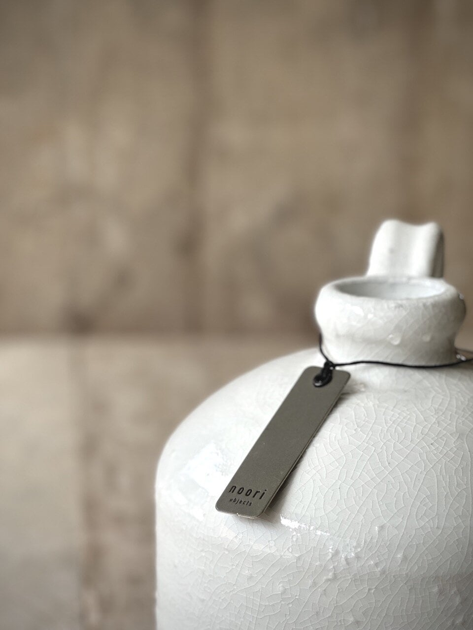 RODE vase with handle, off white crackle glazed