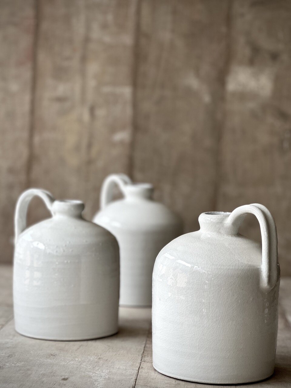 RODE vase with handle, off white crackle glazed