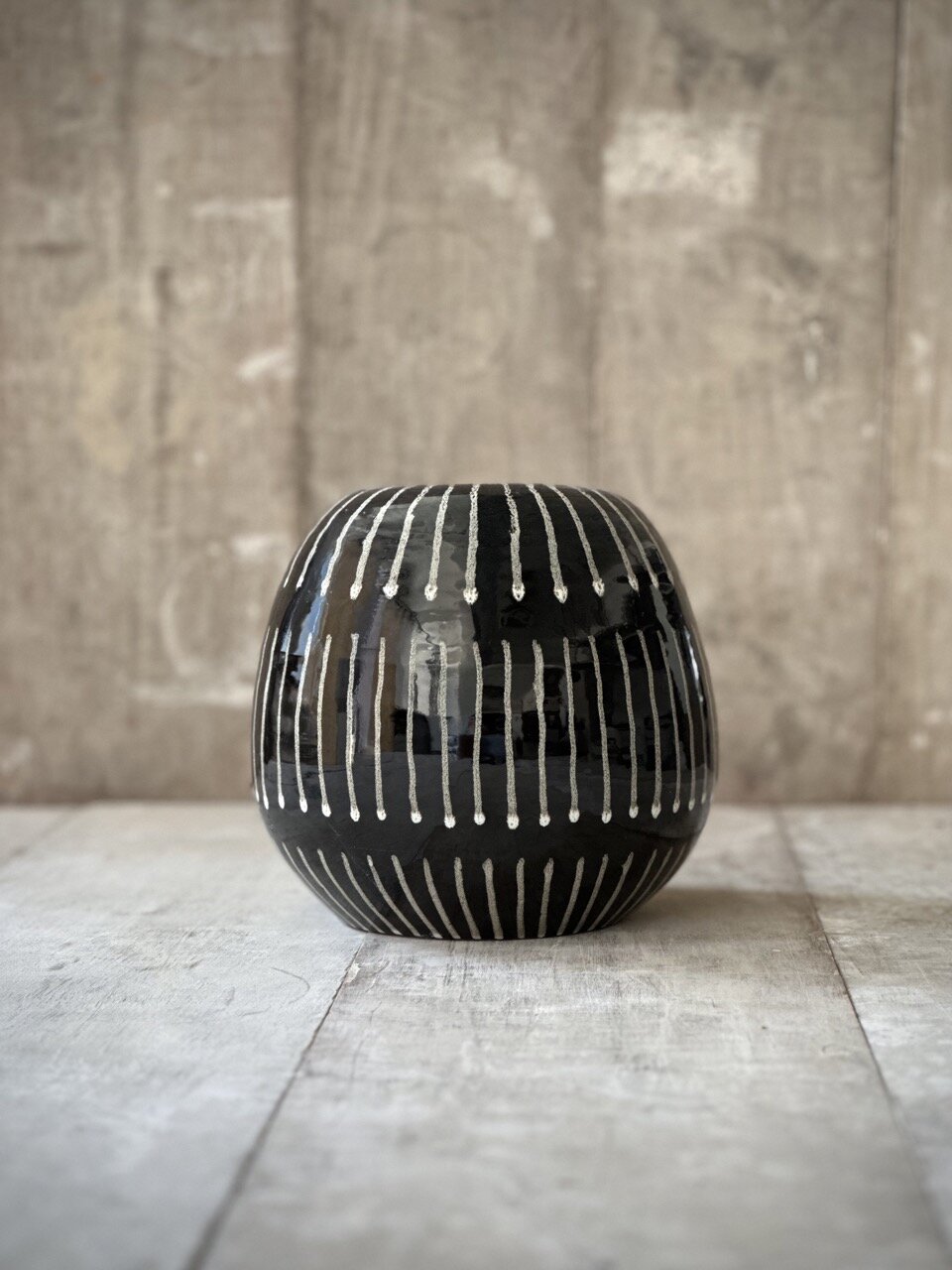 DEZ big round vase, black with white stripes glazed