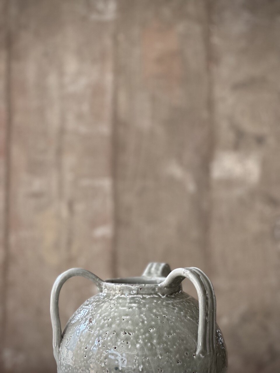 VIZ vase with handles, light taupe glazed