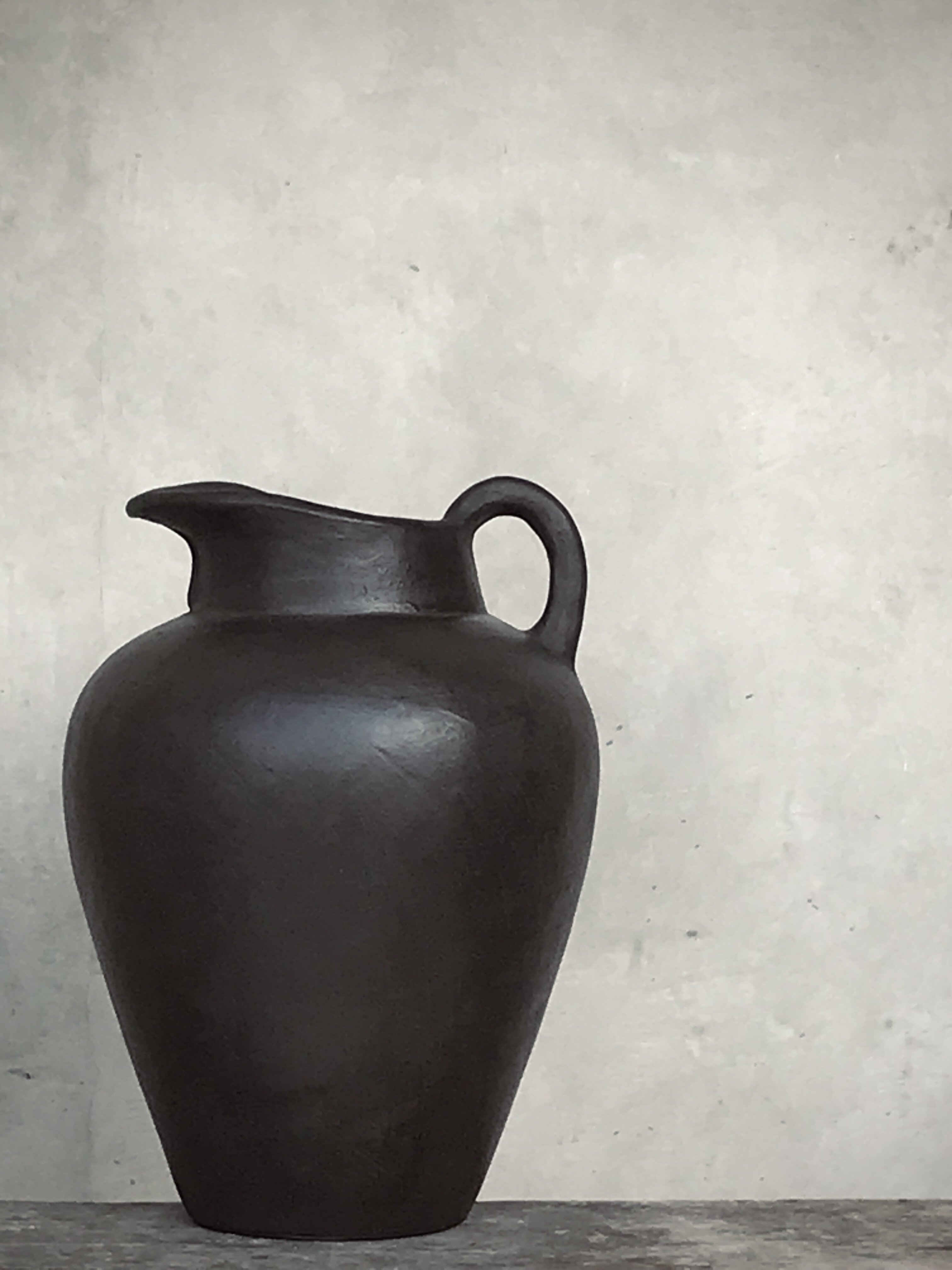 DAMICA pitcher, black antique