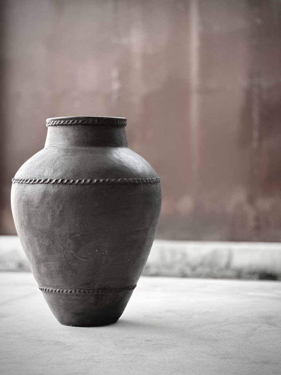 ULUNG - L -  large pot, black brown