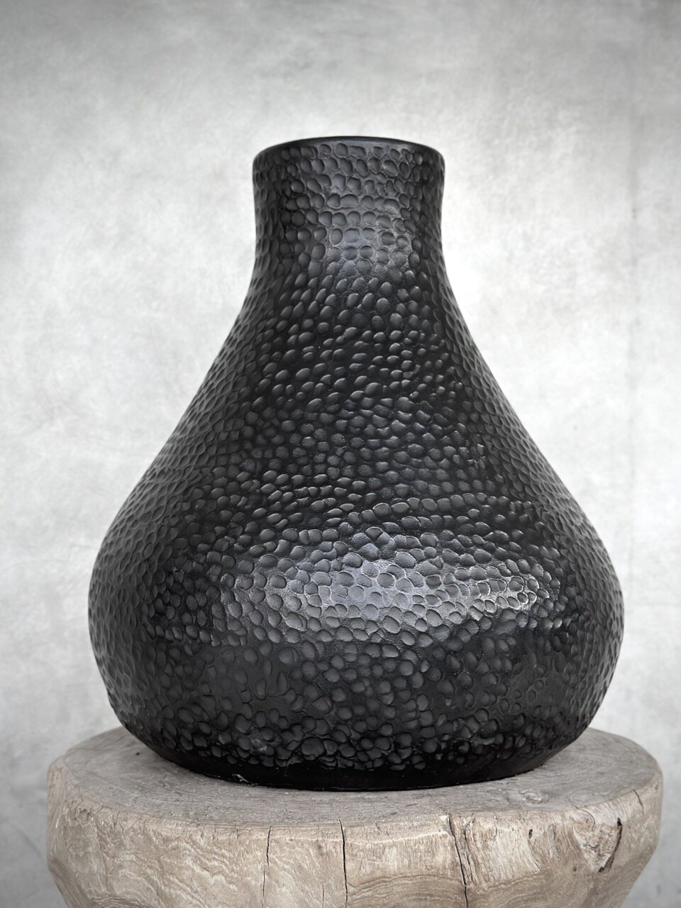 YAMA vase, black antique