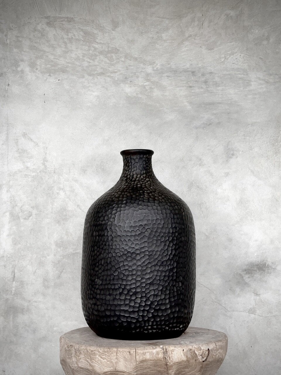YOMO bottle vase, black antique