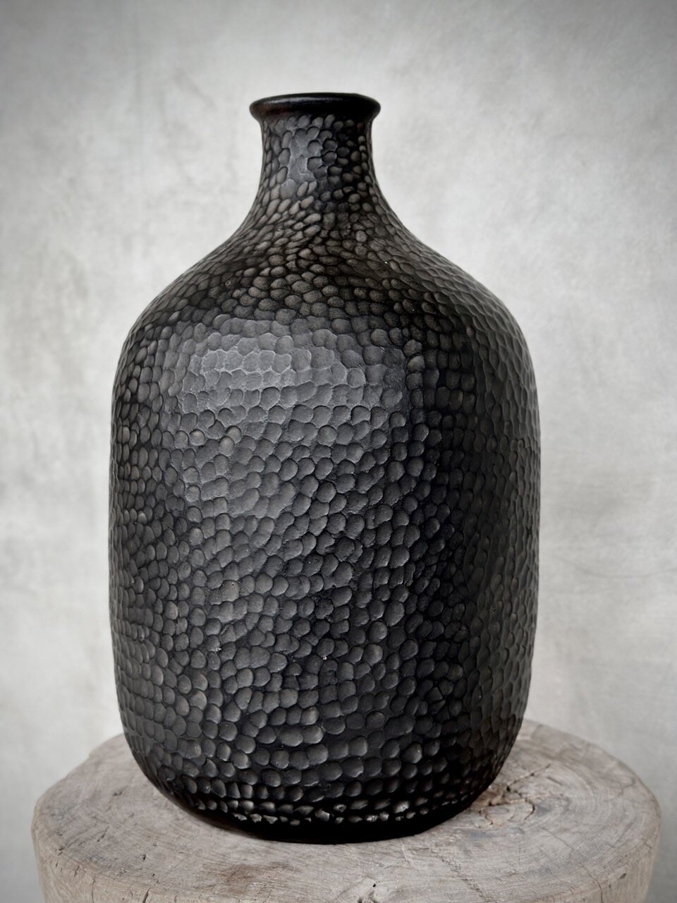 YOMO bottle vase, black antique