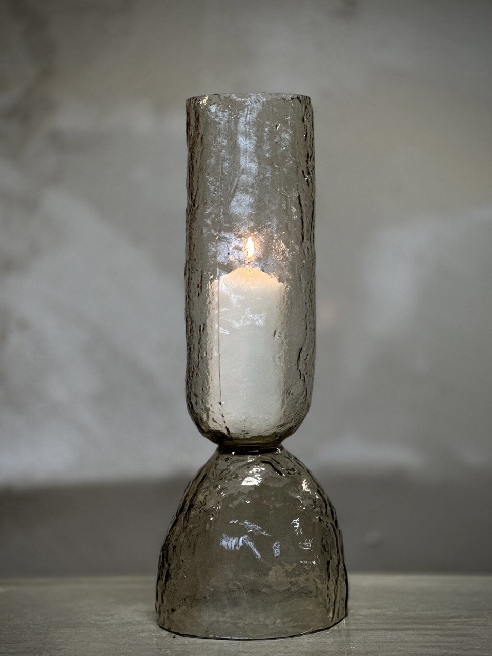 MADU glass vase / candle holder, light smoke