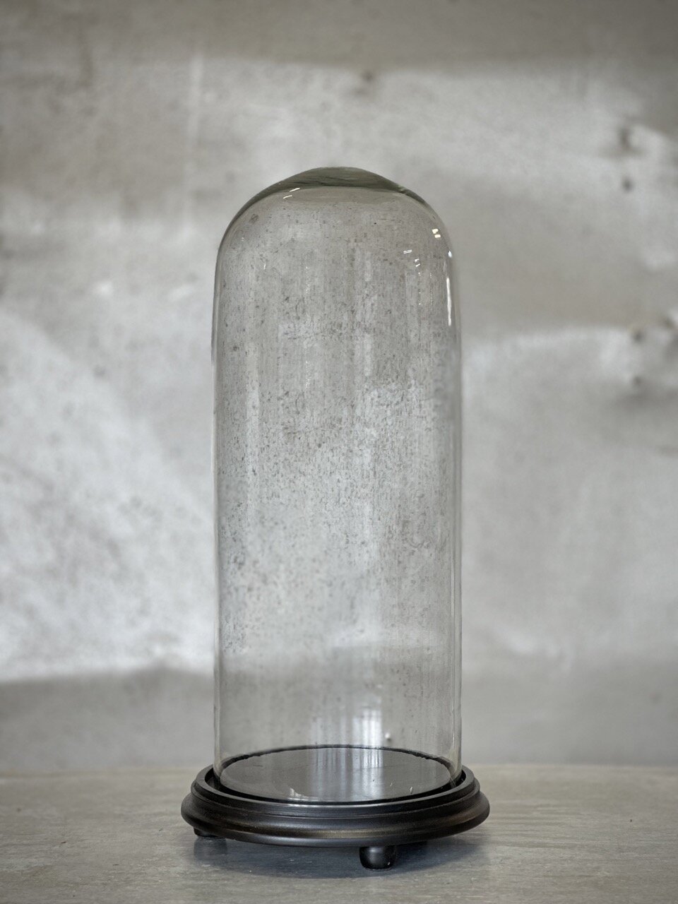 VALLON large round glass dome with black base