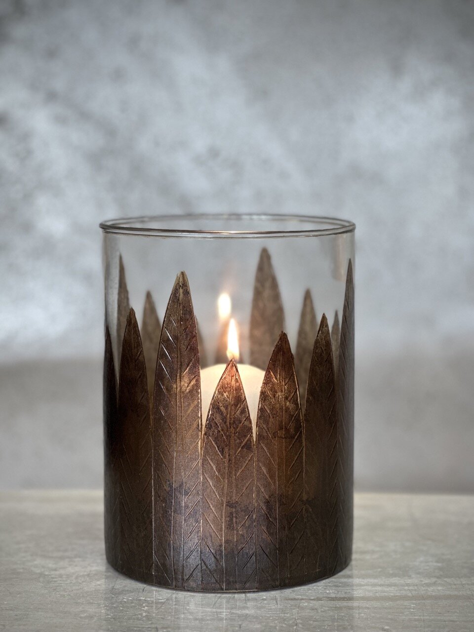 TODO large tea light holder with leaf, clear glass
