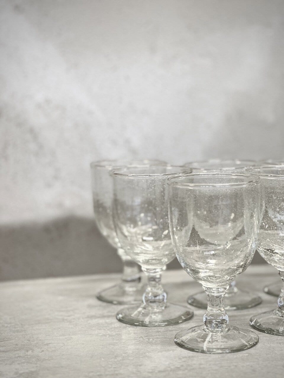 NARA wine glass, clear bubble glass