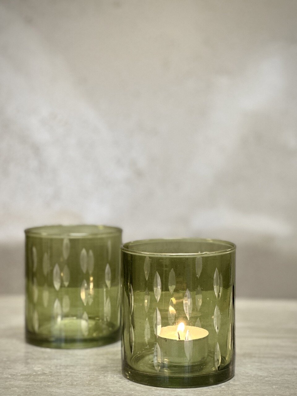 HOLLO tea light candle holder, light green with cutting