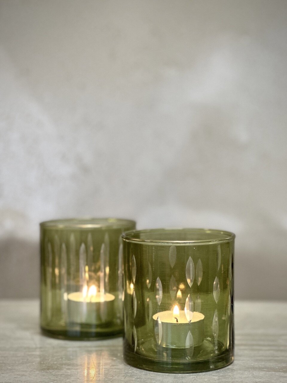 HOLLO tea light candle holder, light green with cutting