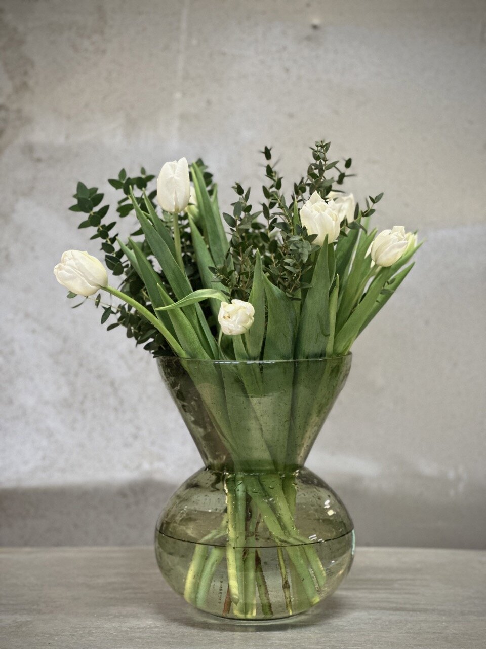 MIRO glass vase, light green with stone finish