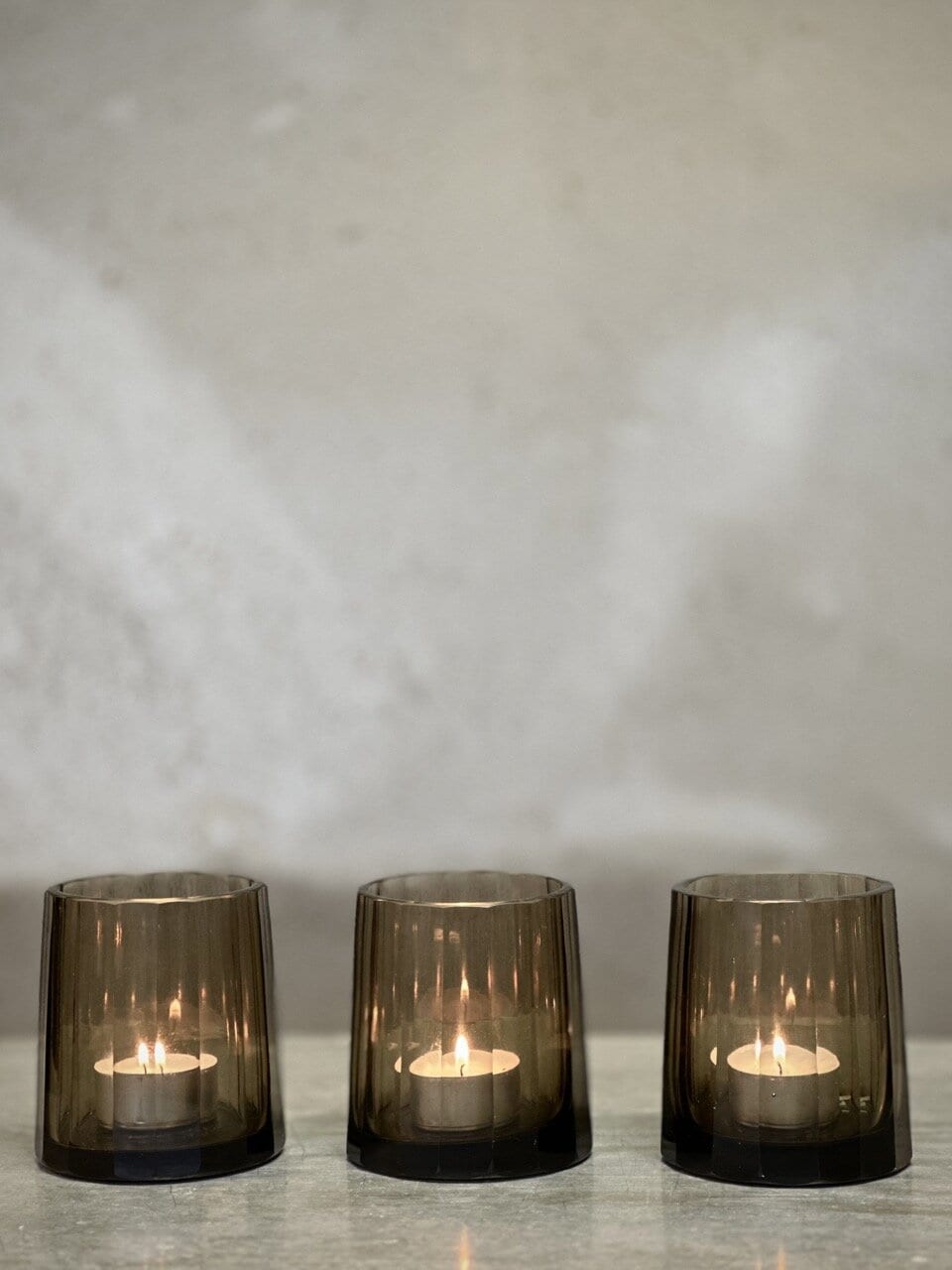PIDO small tea light candle holder, light smoke colour