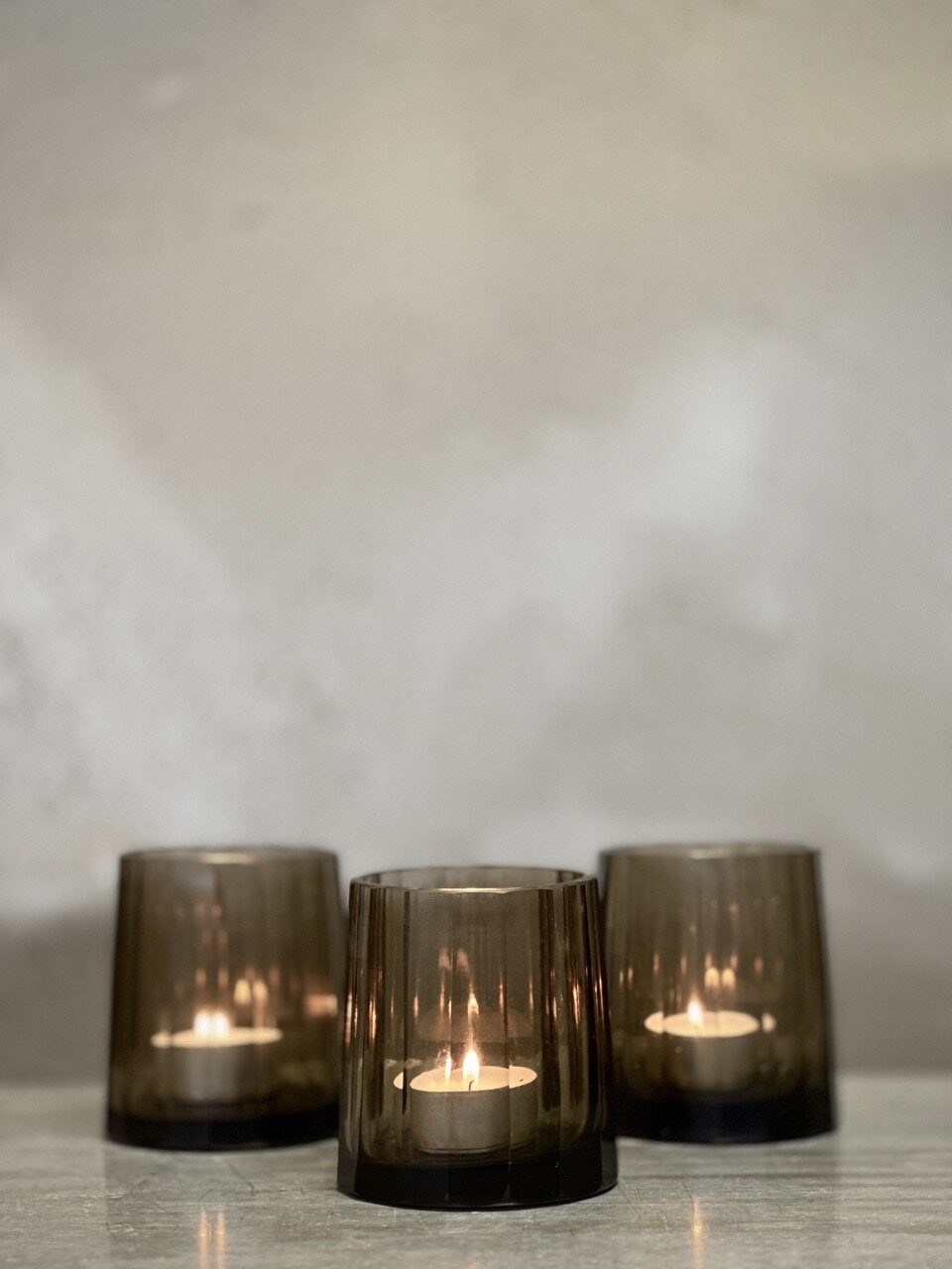 PIDO small tea light candle holder, light smoke colour