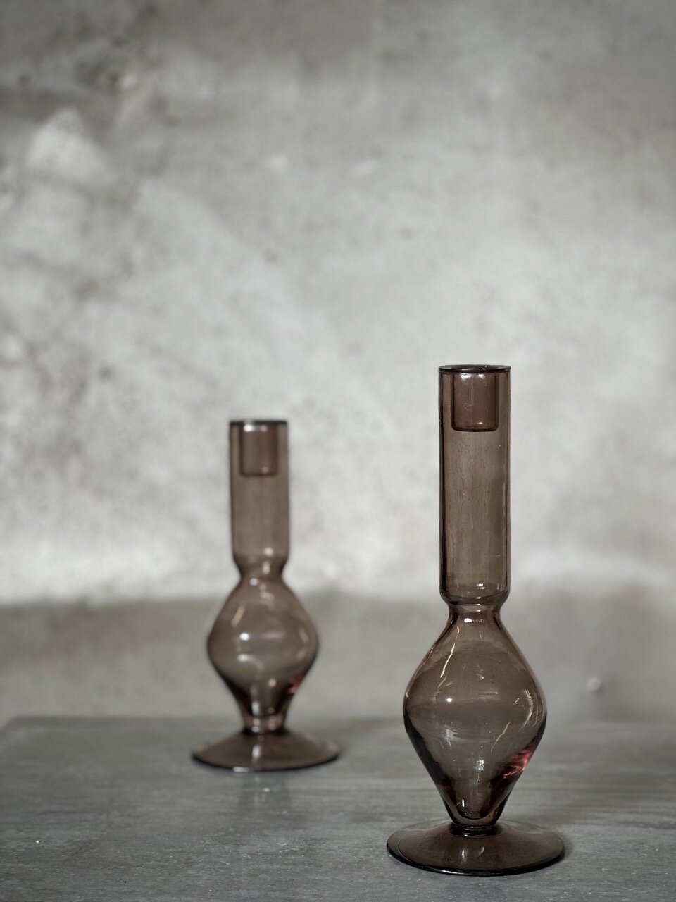 AMI large glass candle holder, smoke
