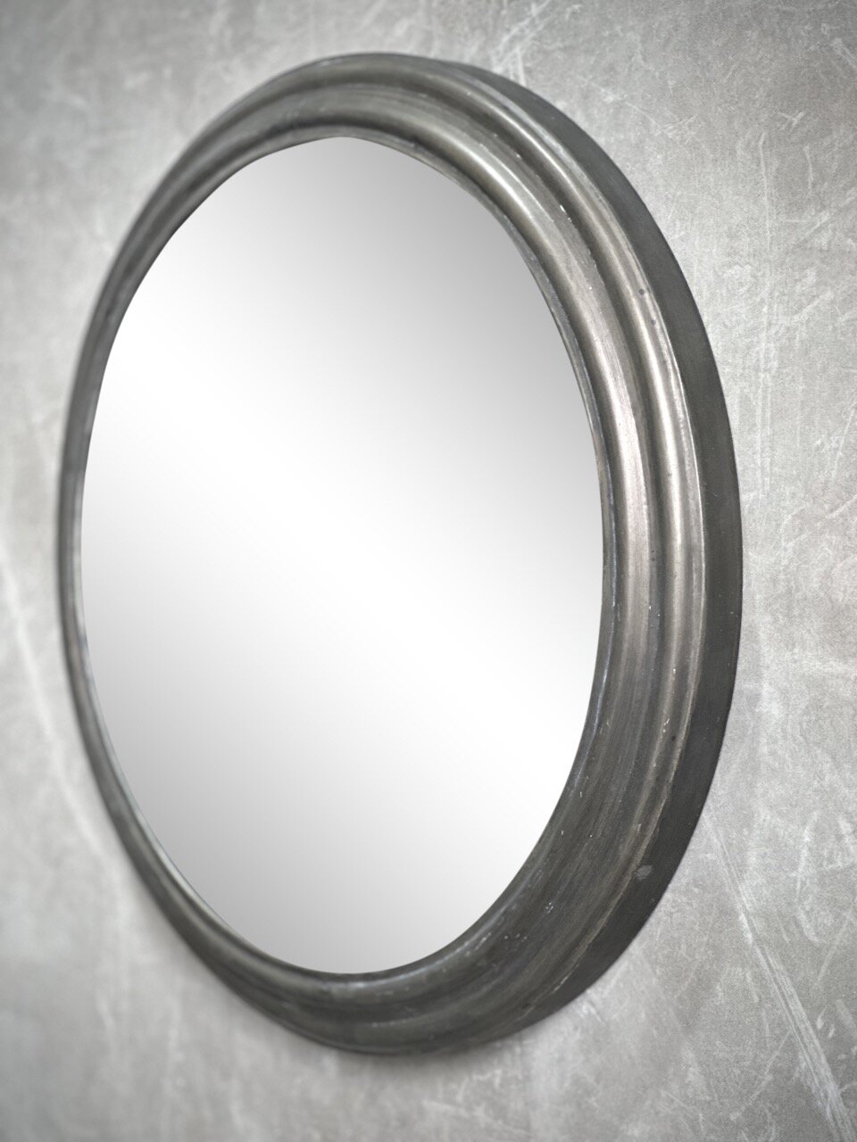 CIRCULO - M - medium round mirror, antique