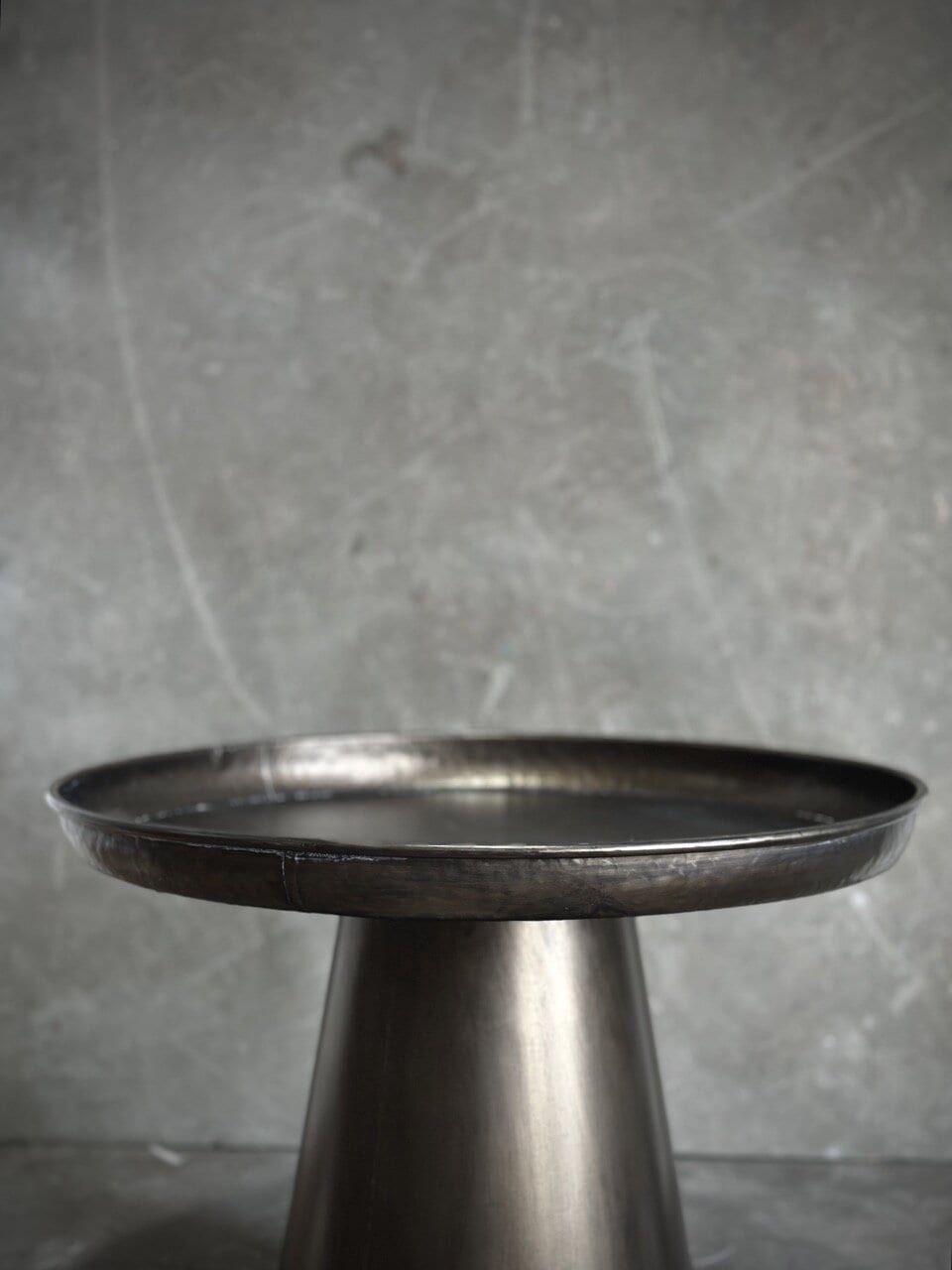 MONZON round coffee table, antique brass