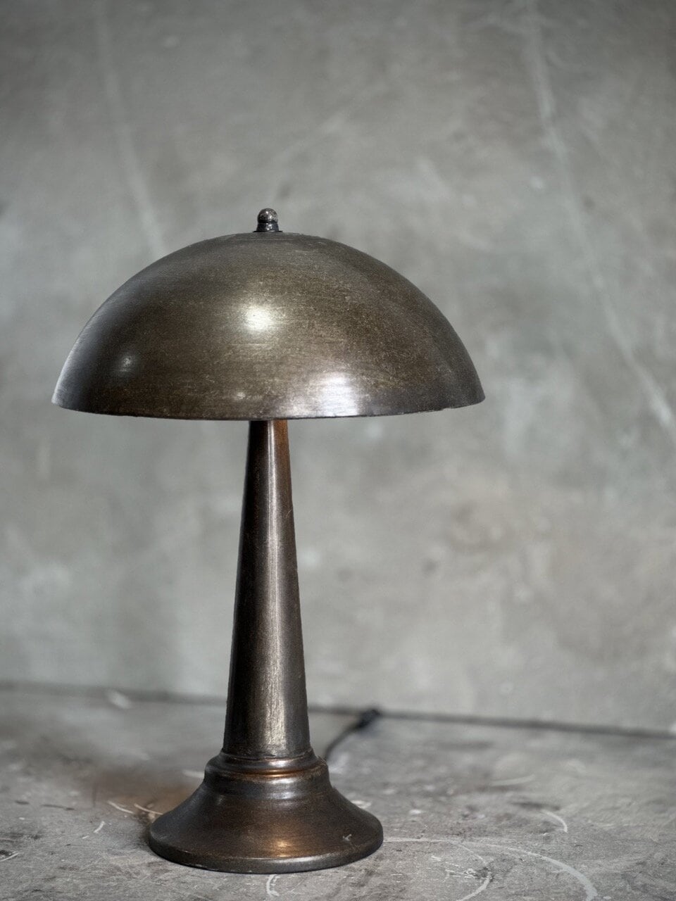 MOGU metal lamp with metal shade, antique brown