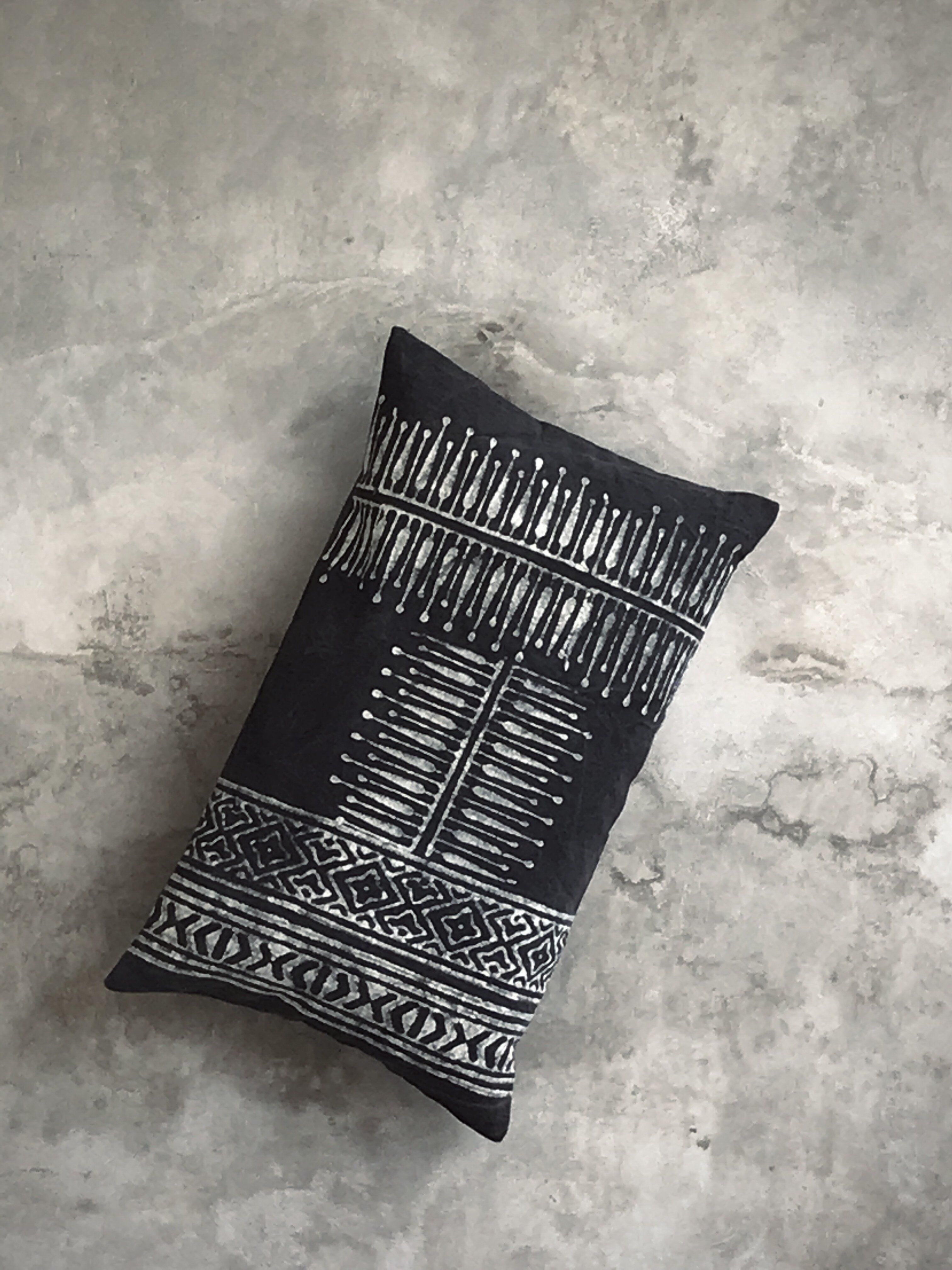BLAIR, canvas cushion cover, black/off-white