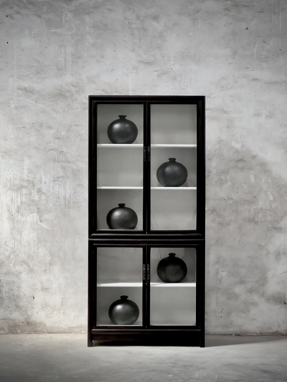 ZHANG cabinet 2 parts,china black & vintage white