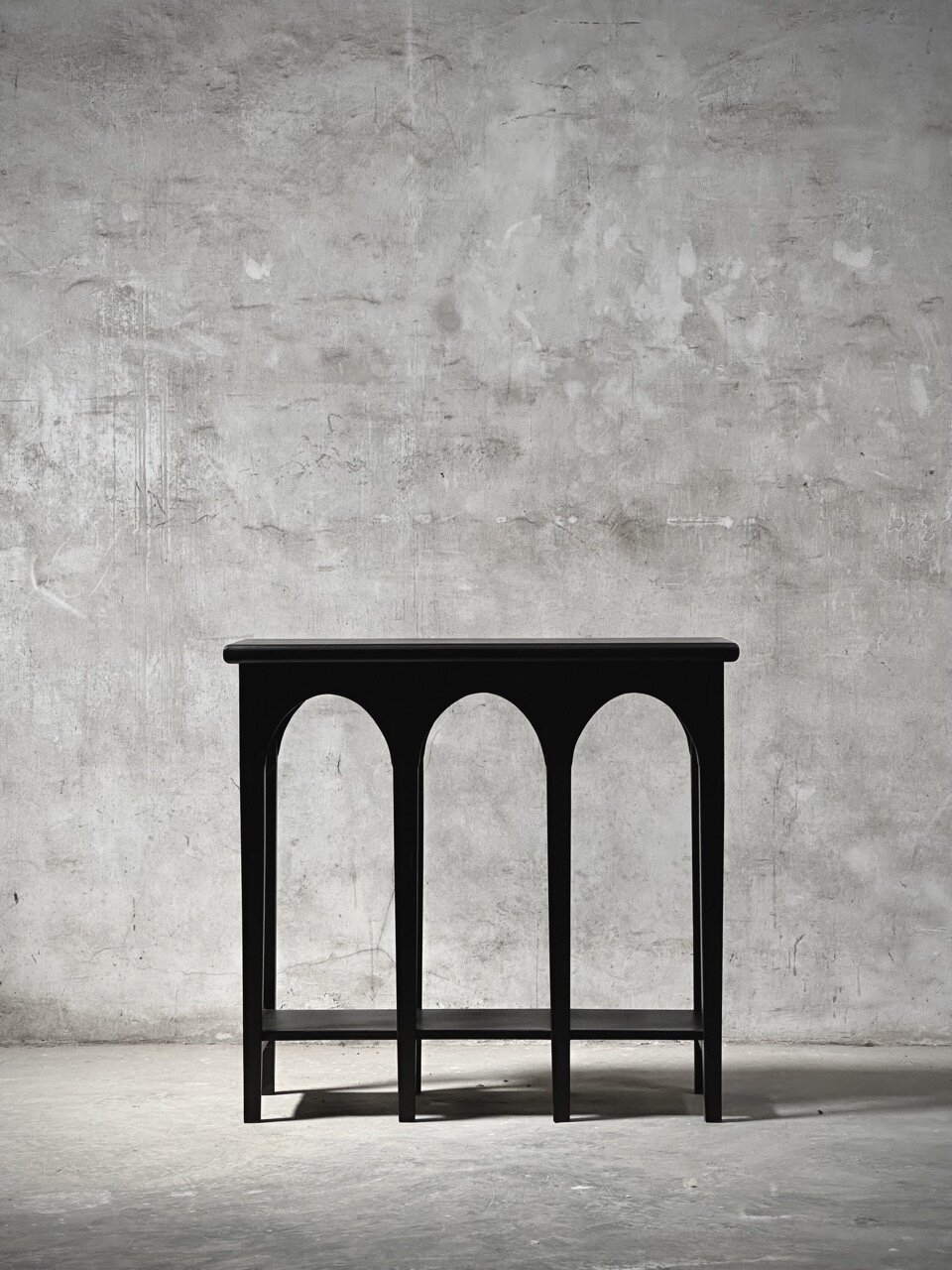 TUDOR sidetable small, black