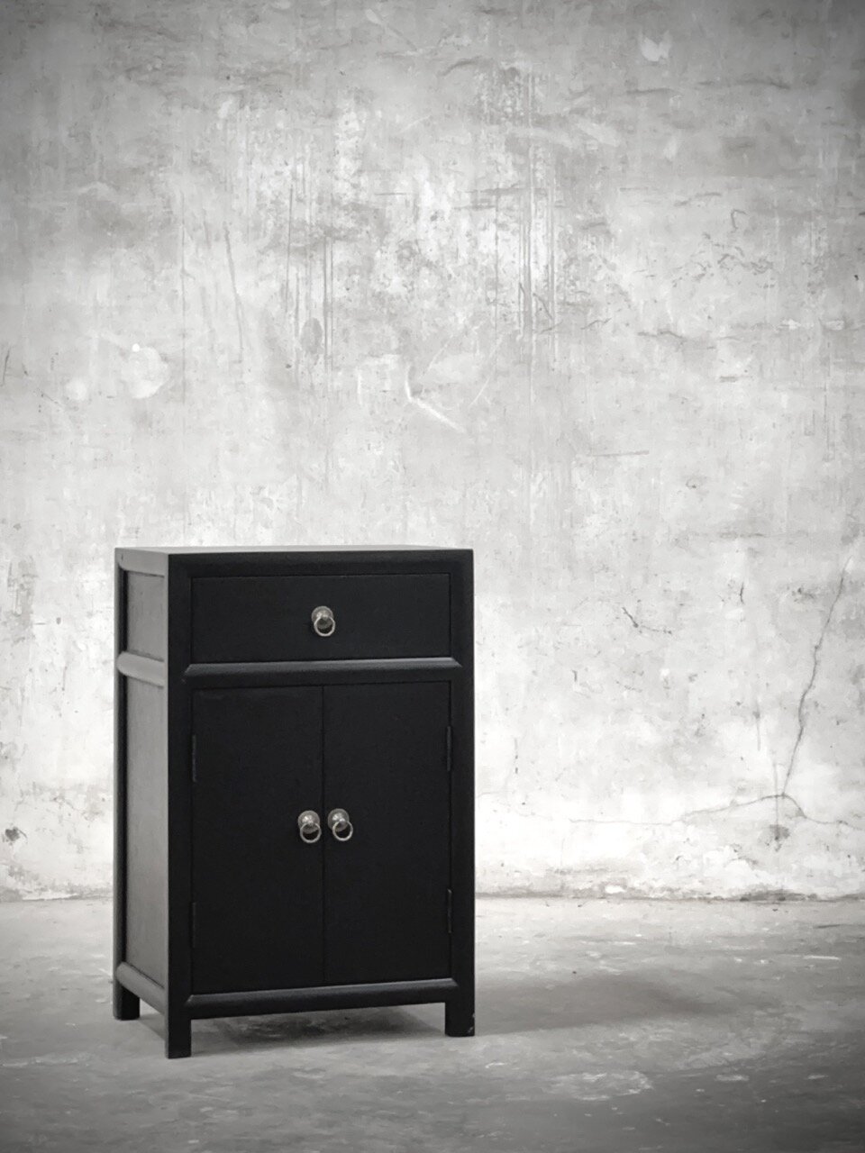 RAY bedside table-small cabinet with door, black