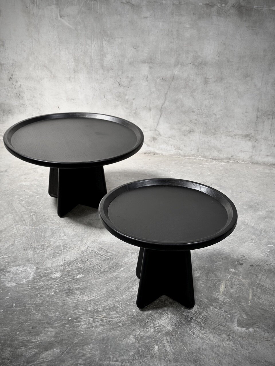 SOGO round coffee table, black