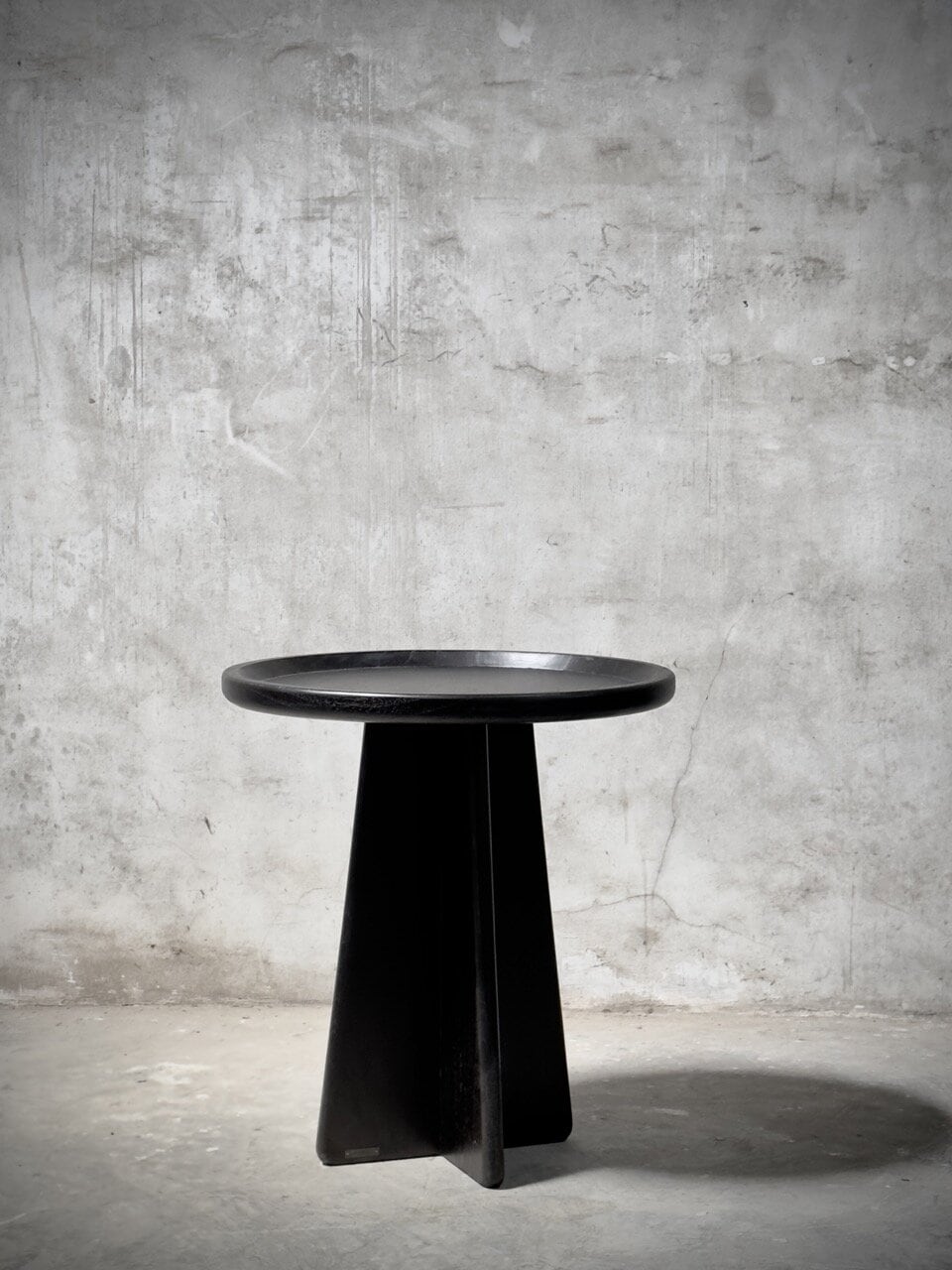 SOGO round side table, black