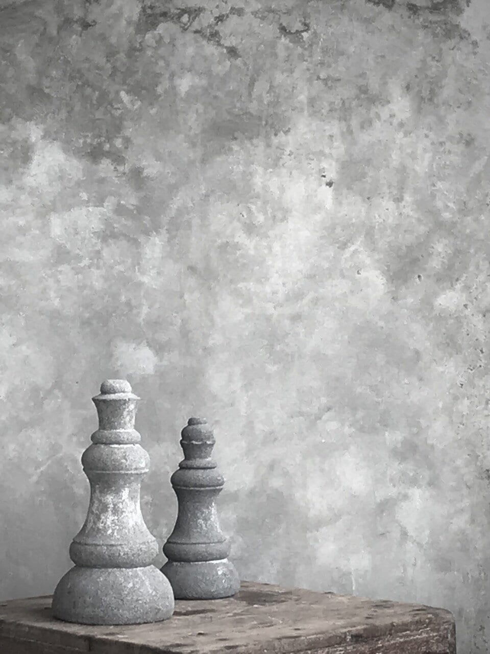 CHESS KNIGHT set 2, antique grey stone