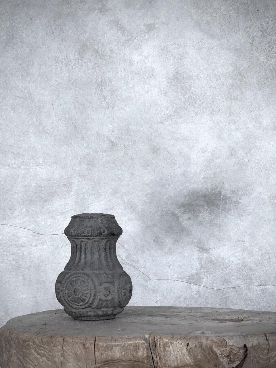 ZAKI stone candle holder, grey wash