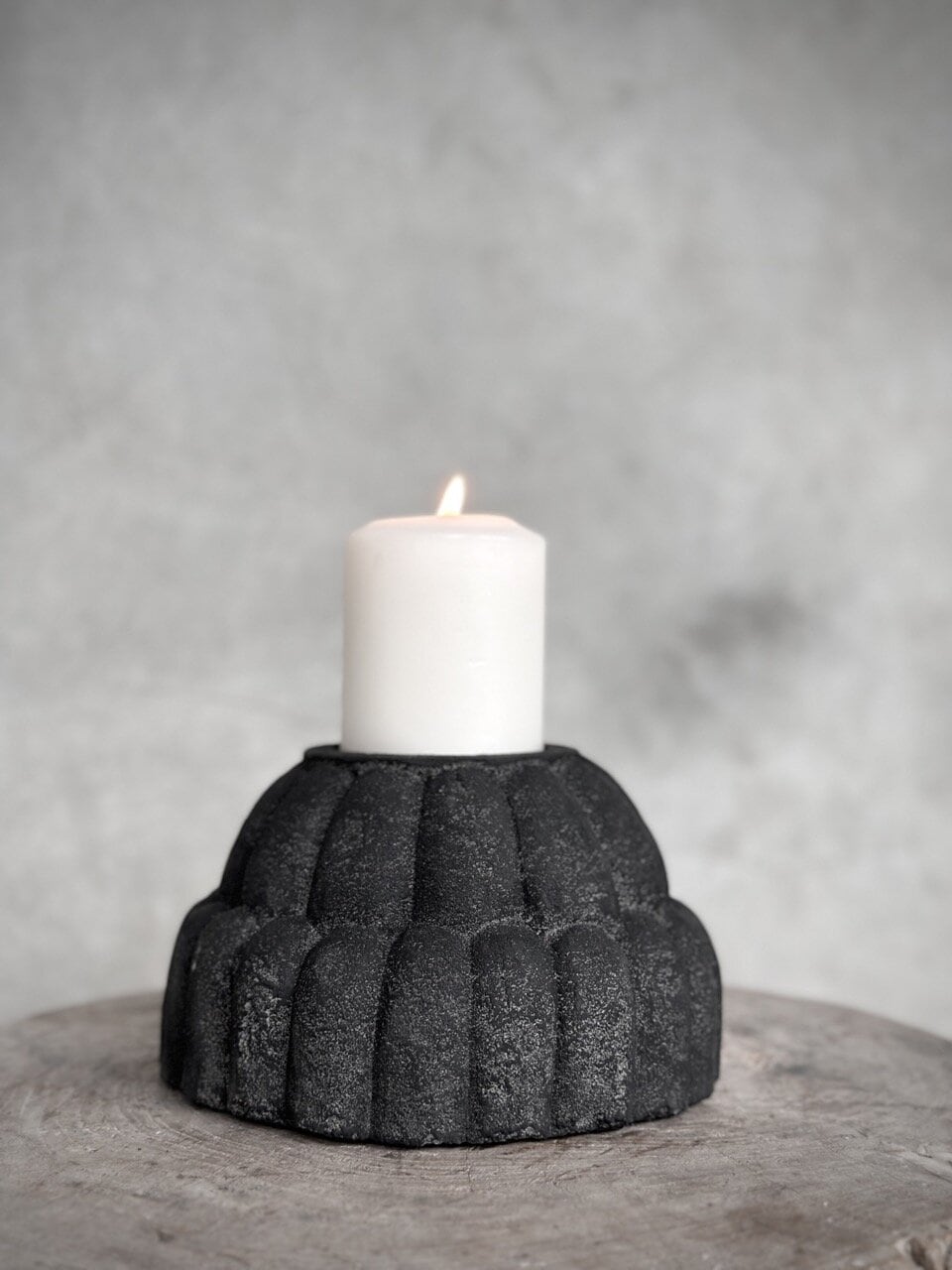 WATI stone candle holder large, black antique