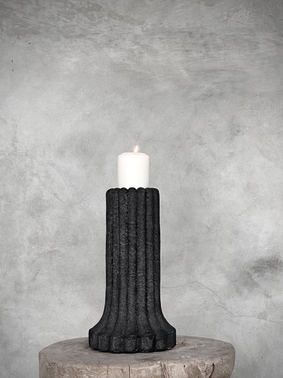 ROJO stone candle holder, black antique