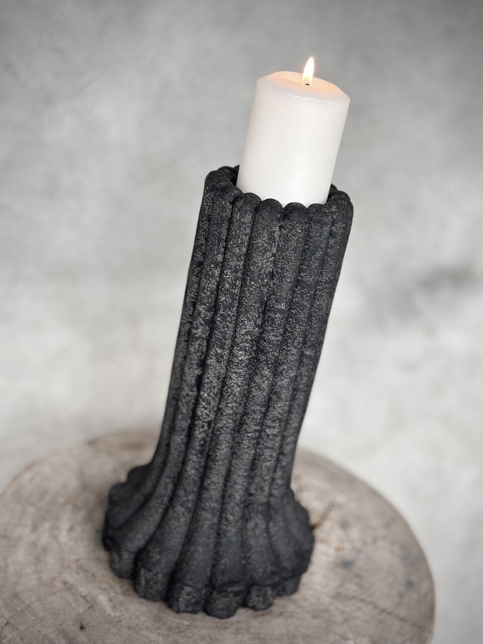 ROJO stone candle holder, black antique