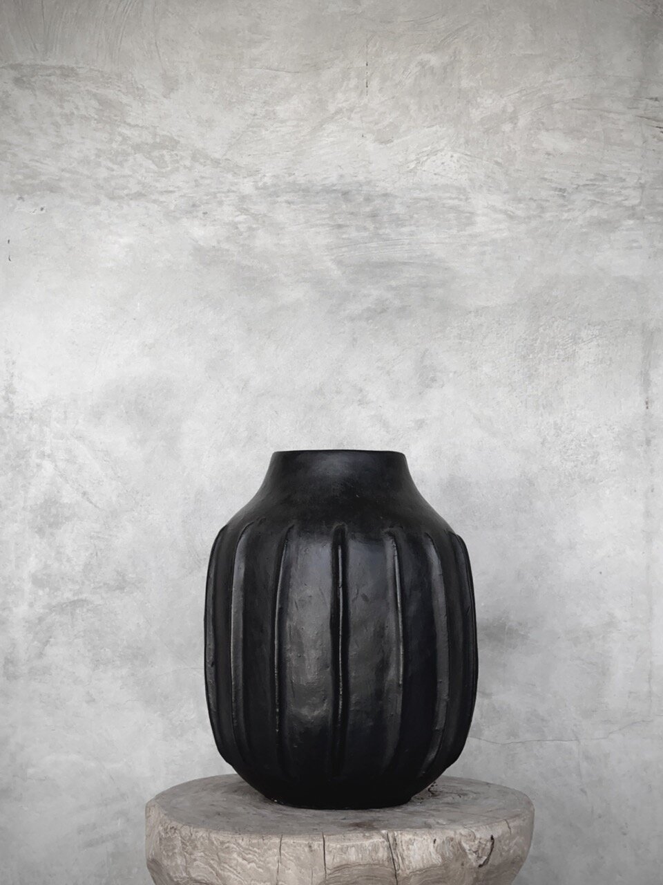 KORO vase, black antique