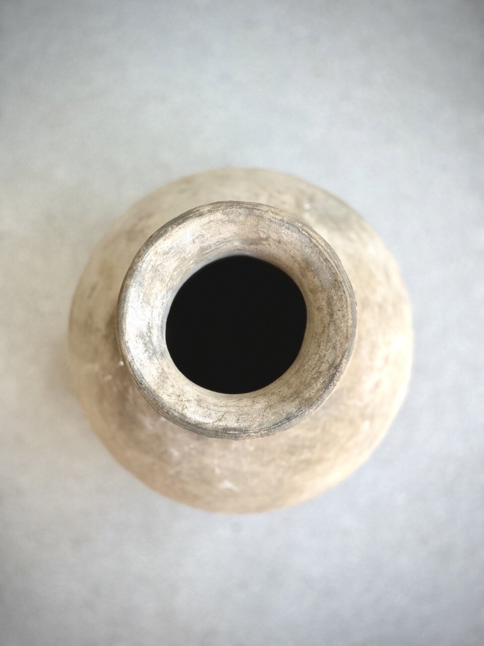 DEWI vase dots, grey antique