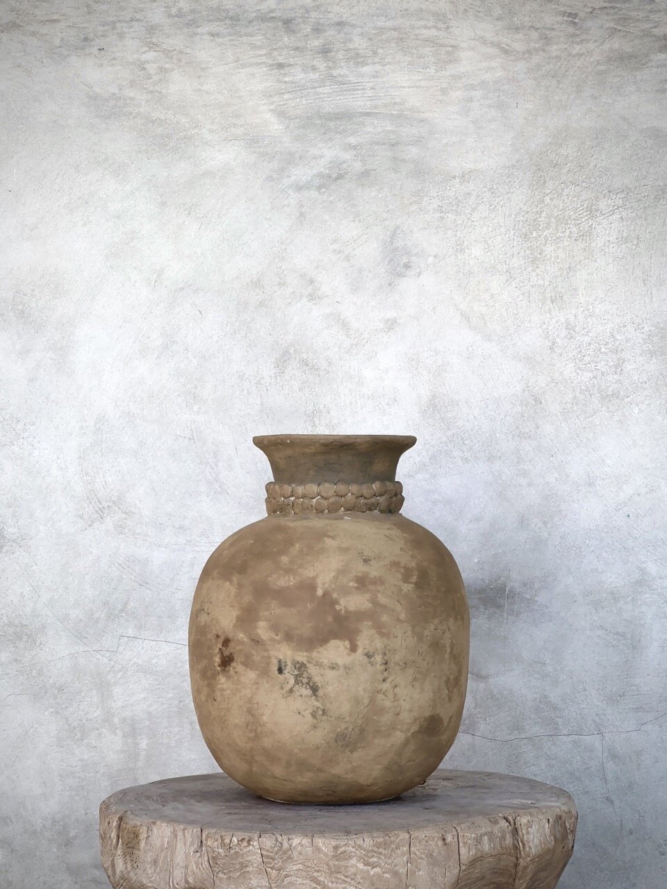 DEWI vase dots, sand antique